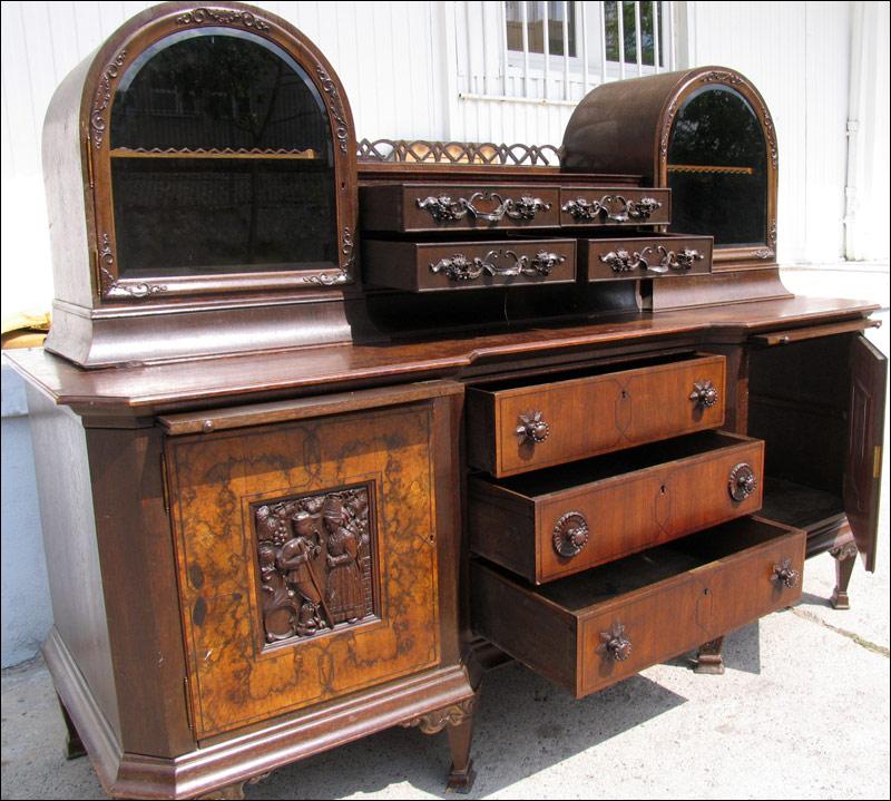 NIESAMOWITY, STARY KREDENS - 8