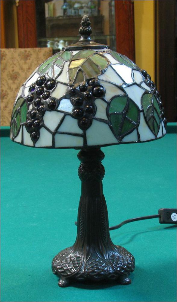 LAMPA WITRAŻOWA TIFFANY 33 CM  WINOGRONA - 1