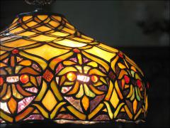 WISZĄCA LAMPA WITRAŻOWA TIFFANY - zdjęcie 2