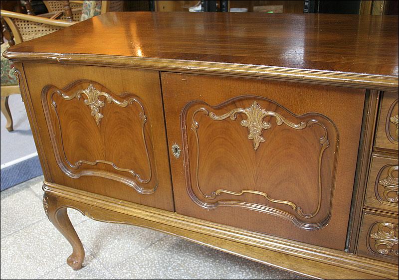 KOMODA CHIPPENDALE - 3