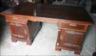 BIURKO Z OKUCIAMI - zdjęcie 2