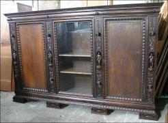 BIBLIOTEKA Z RZEŹBAMI - zdjęcie 2 BIBLIOTEKA Z RZEŹBAMI - zdjęcie 2