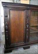 BIBLIOTEKA Z RZEŹBAMI - zdjęcie 3 BIBLIOTEKA Z RZEŹBAMI - zdjęcie 3