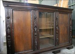 BIBLIOTEKA Z RZEŹBAMI - zdjęcie 6 BIBLIOTEKA Z RZEŹBAMI - zdjęcie 6