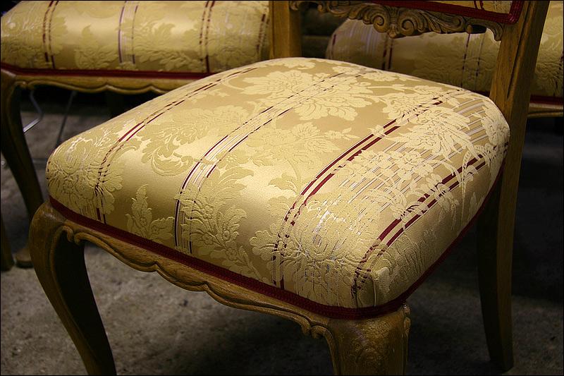 KOMPLET KRZESEŁ DĘBOWYCH (m) - 2