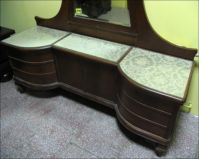 MAHONIOWA  TOALETKA - 2