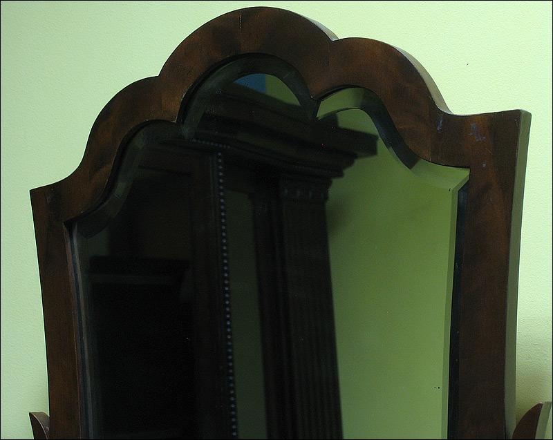 MAHONIOWA  TOALETKA - 4