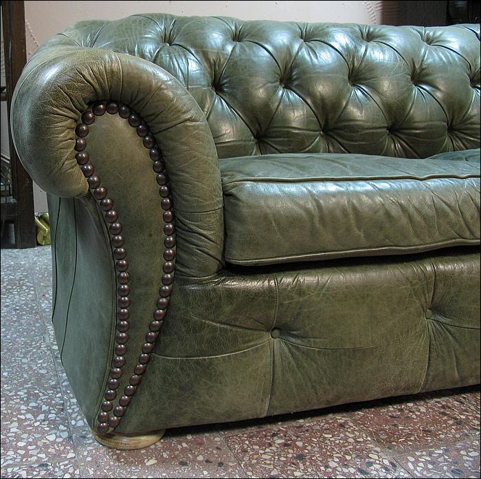SOFA CHESTERFIELD - 2