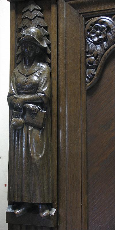 BIBLIOTEKA Z POSTACIAMI - 5