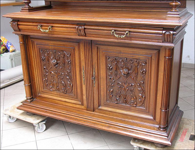 OLBRZYMI KREDENS - 2