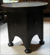 STOLIK Z DRZWICZKAMI - zdjęcie 2