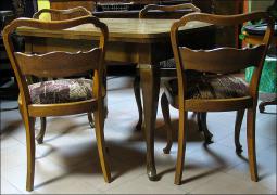 STÓŁ + 4 KRZESŁA - zdjęcie 1