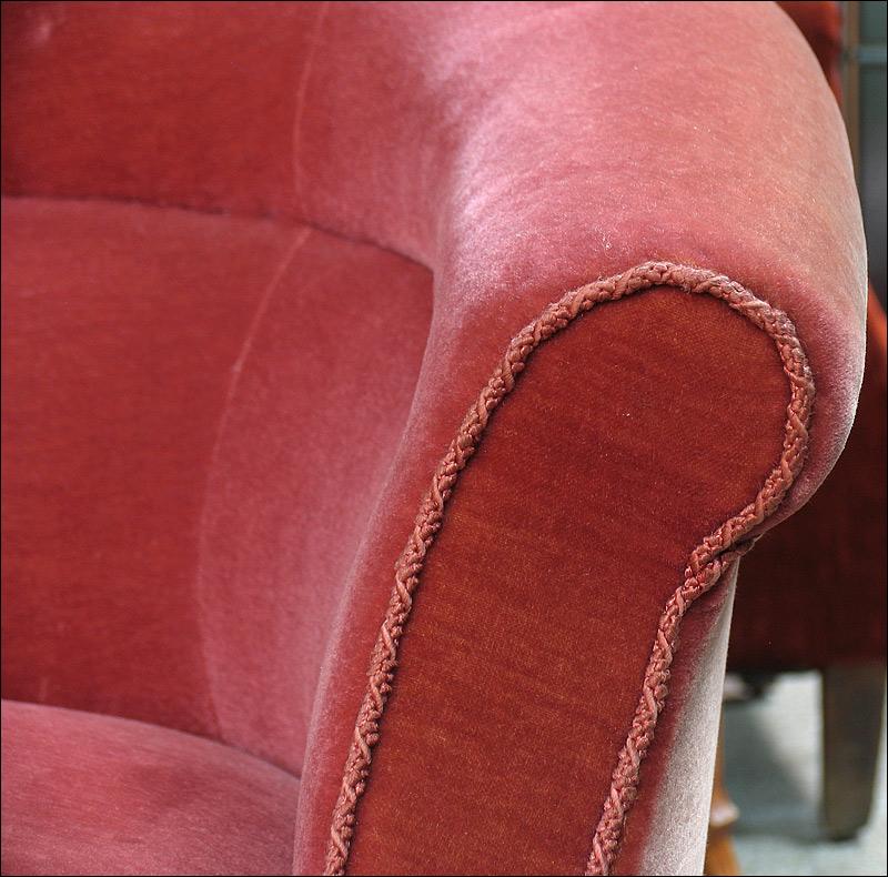 EKLEKTYCZNA SOFA - 2