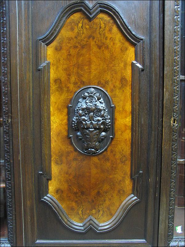 BIBLIOTEKA NA POSTUMENCIE - 2