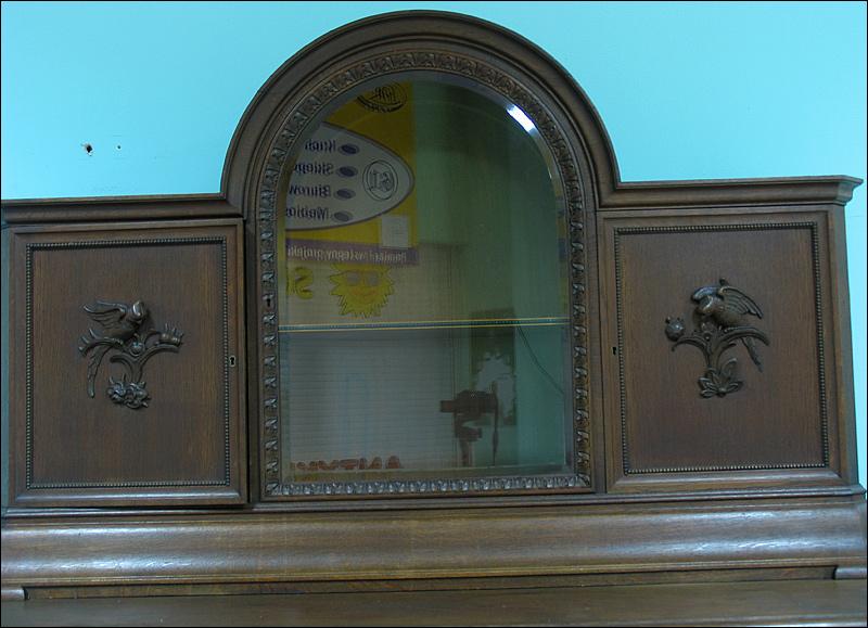 OLBRZYMI KREDENS - 2