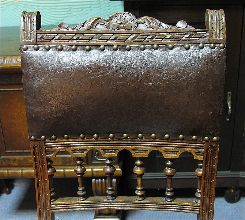 4 EKLEKTYCZNE KRZESŁA - 4