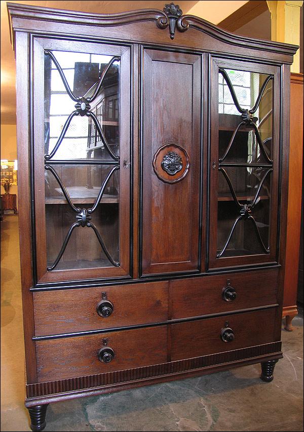 PIĘKNA BIBLIOTECZKA - 1