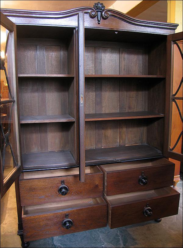 PIĘKNA BIBLIOTECZKA - 6