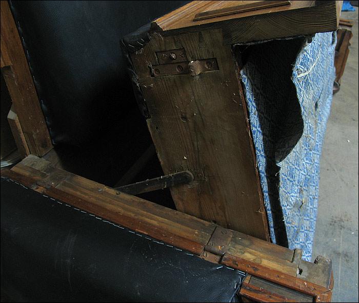 EKLEKTYCZNA SOFA - 11