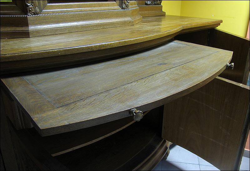 PRZEPIĘKNY KREDENS - 11