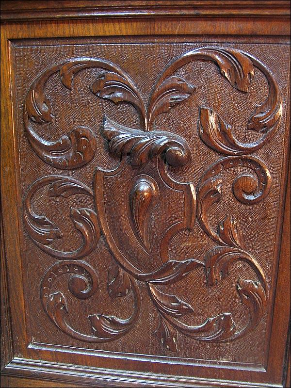 KREDENS EKLEKTYCZNY Z MOTYWEM ŁOWIECKIM (u) - 9