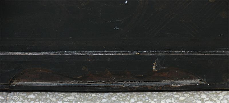 EGZOTYCZNA KOMÓDKA - 2