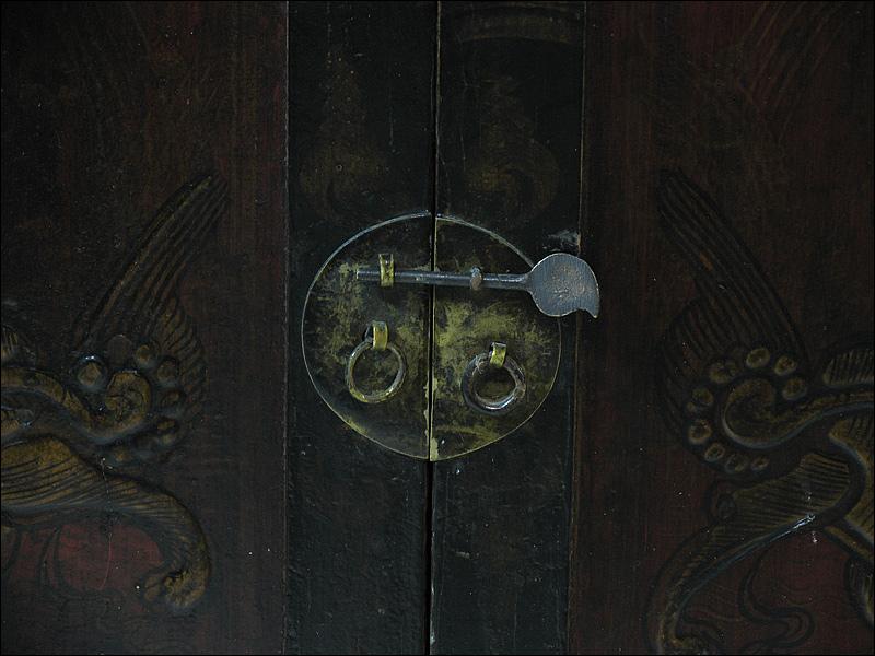 EGZOTYCZNA KOMÓDKA - 3