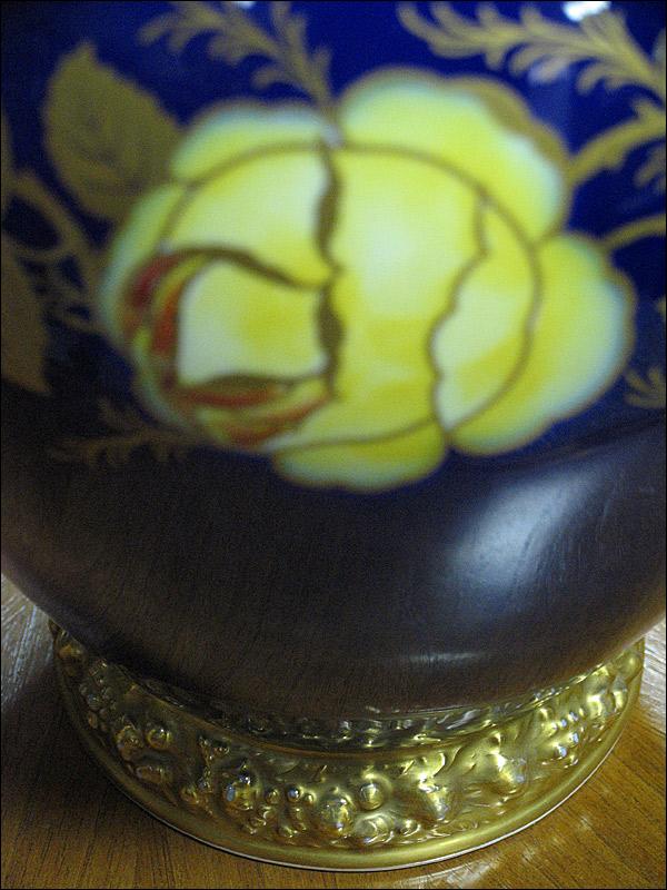 Porcelanowy wazon - 2