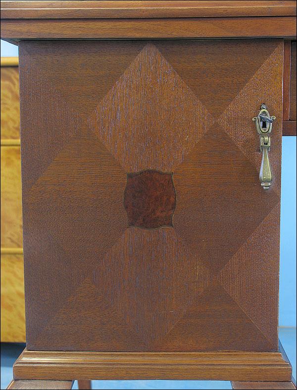 PIĘKNY DAMSKI GABINECIK (u) - 8