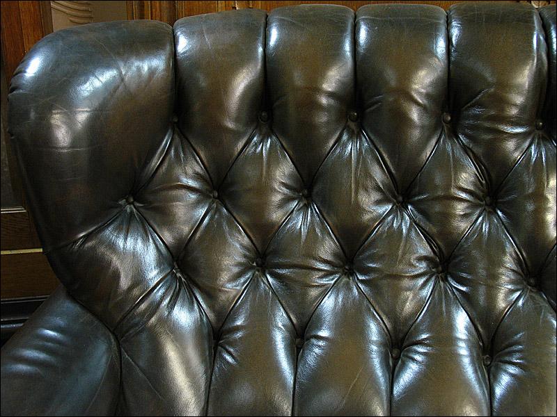 KOMPLET WYPOCZYNKOWY W STYLU CHESTERFIELD - 7