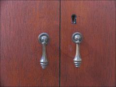 ZGRABNA KOMODA W STYLU CHIPPENDALE (u) - zdjęcie 8