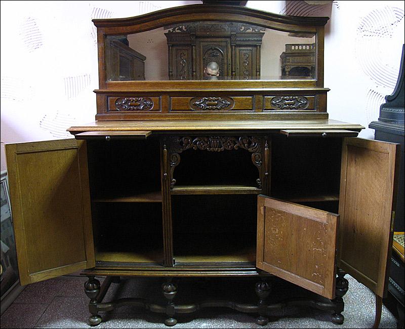 KOMODA WE FLAMANDZKIM STYLU - 10