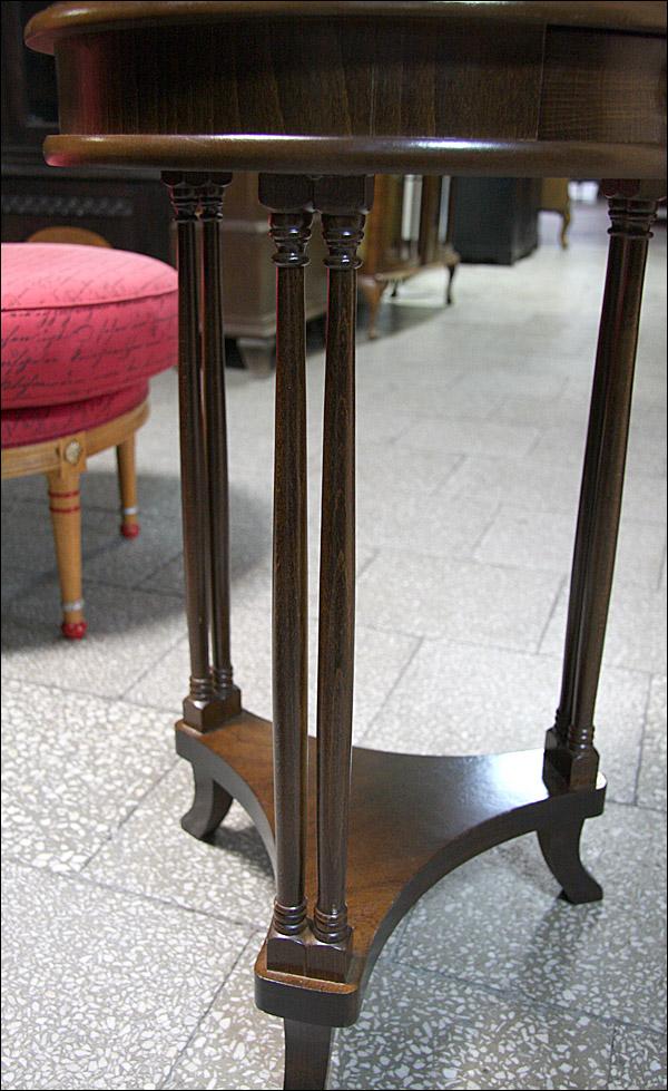 STYLIZOWANY STOLIK - 1