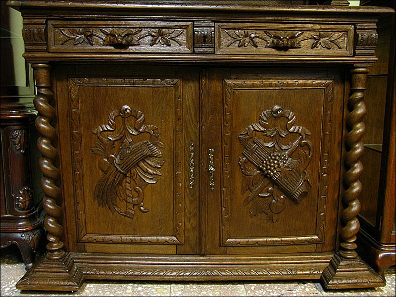 KREDENS EKLEKTYCZNY - 1