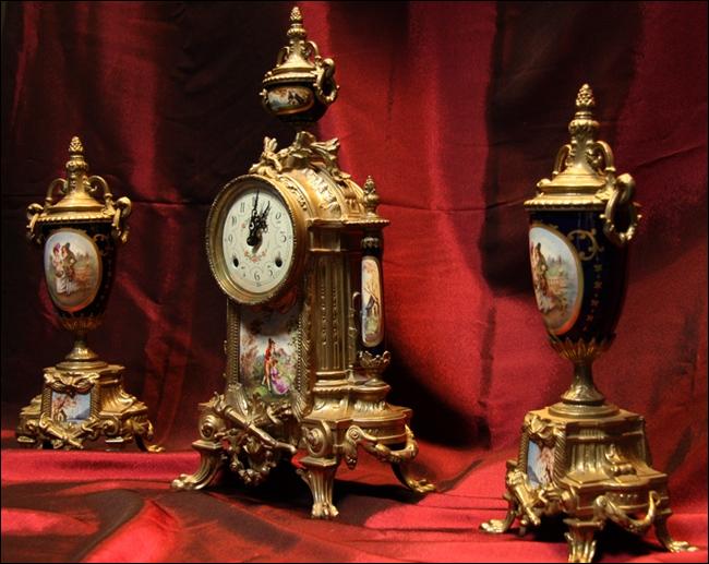 PIĘKNY ZEGAR MOSIĘŻNY Z MALOWANĄ PORCELANĄ - 2