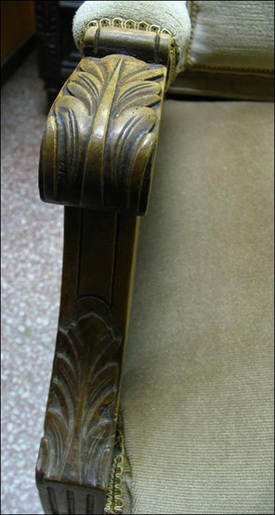 DELIKATNA SOFA EKLEKTYCZNA - 6