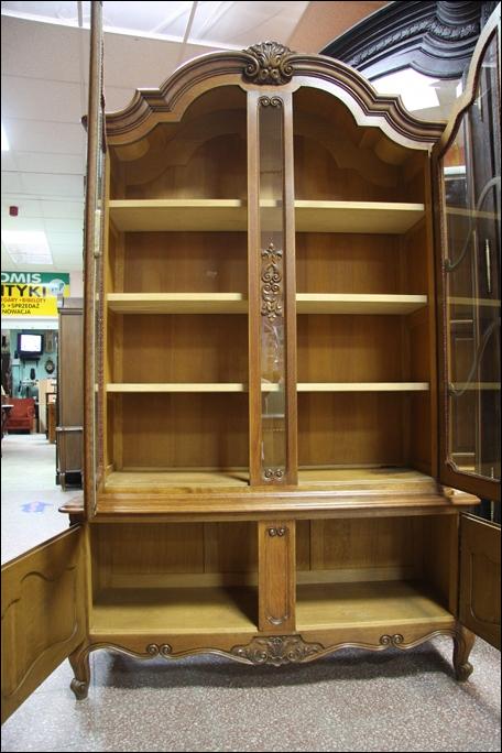 WITRYNA / BIBLIOTECZKA W BAROKOWYM STYLU - 1