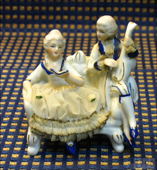 5 PORCELANOWYCH FIGUREK - 1