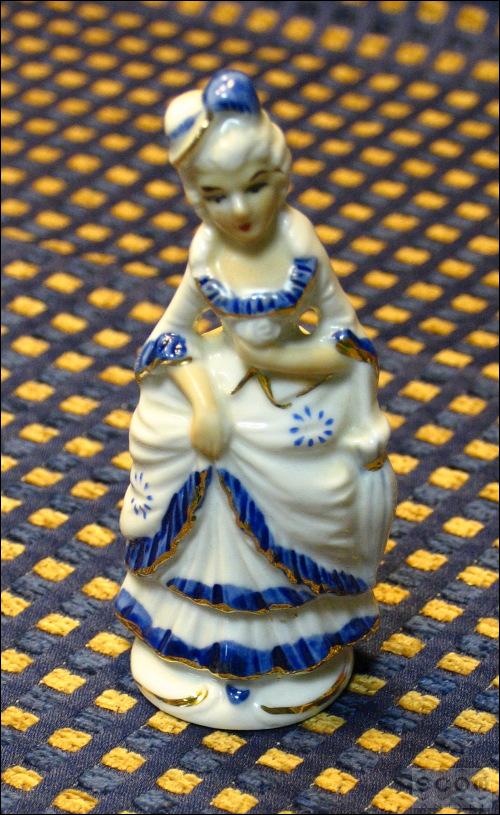 5 PORCELANOWYCH FIGUREK - 10