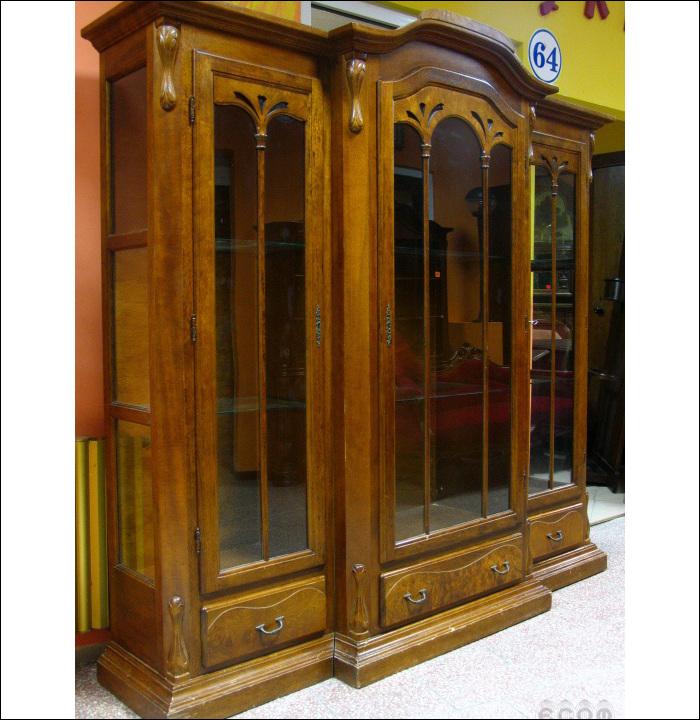 PIĘKNA PRZESTRONNA WITRYNA - 1