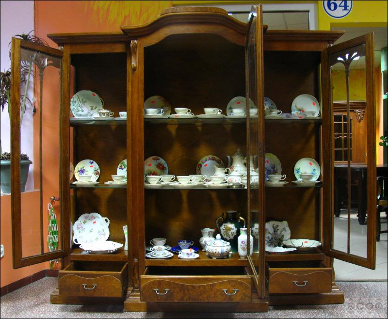 PIĘKNA PRZESTRONNA WITRYNA - 11