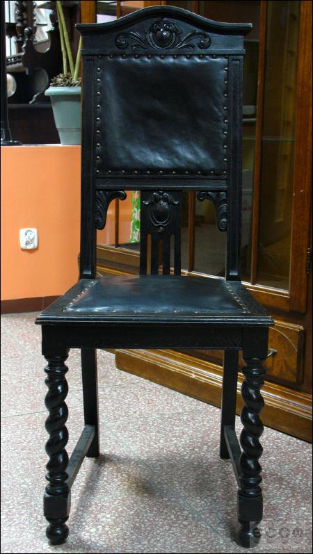4 DĘBOWE KRZESŁA - 3