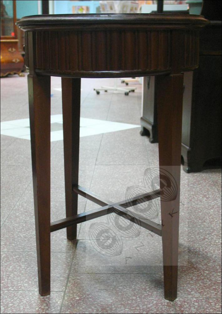 MAHONIOWY STOLIK - 6