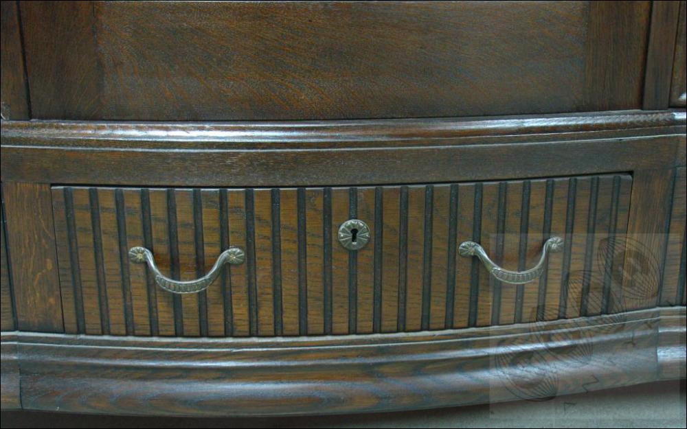 DĘBOWA BIBLIOTEKA Z OKRESU MIĘDZYWOJENNEGO (m) - 6