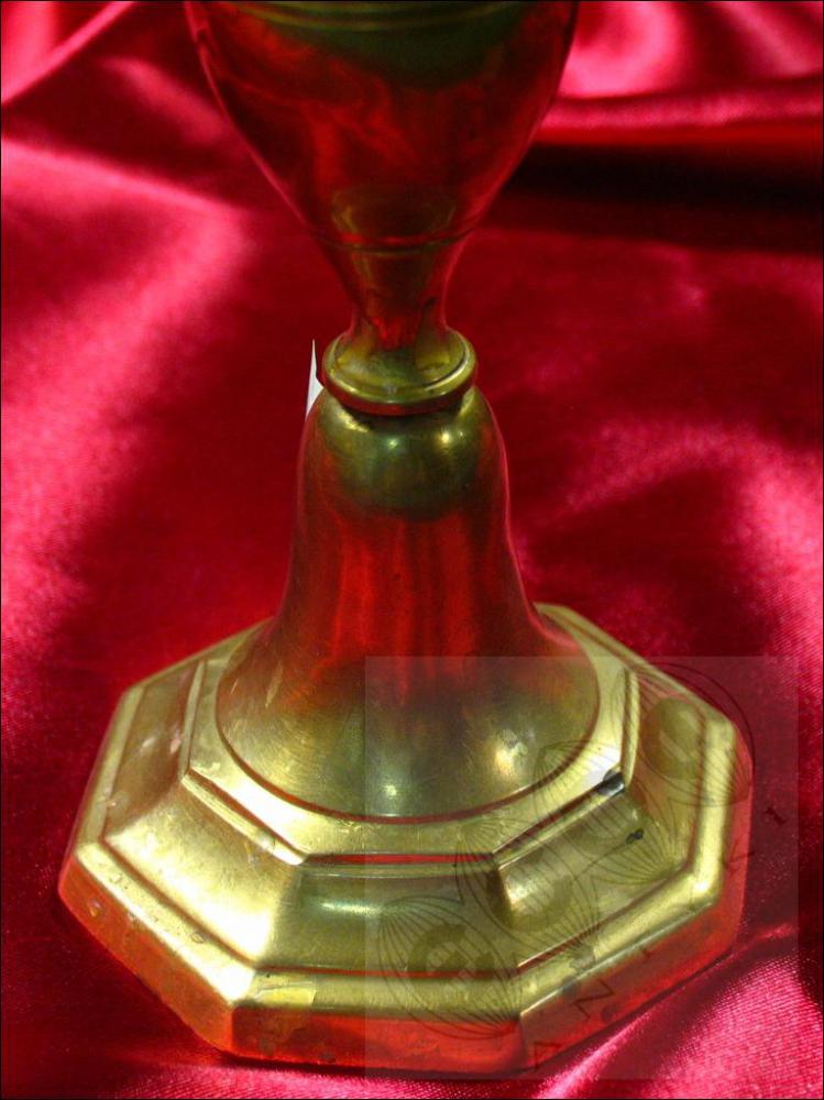 ŚWIECZNIK TRZYRAMIENNY (k) - 2