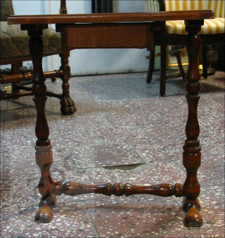 MAŁY STOLIK (k) - 5