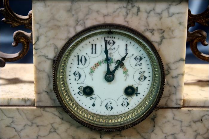 MARMUROWY ZEGAR Z PRZYSTAWKAMI PRZEŁ. XIX I XX w. - 10