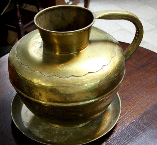 WIELKI MOSIĘŻNY DZBAN - 3