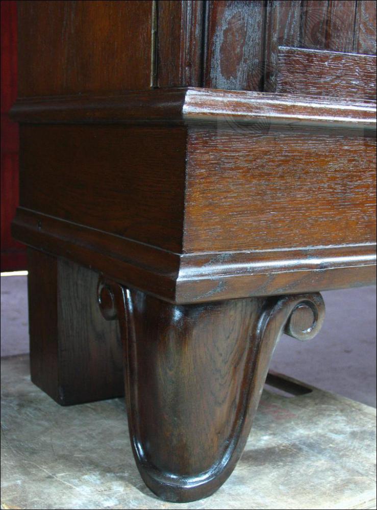 DĘBOWA BIBLIOTEKA Z LAT 20-TYCH - PO RENOWACJI (m) - 11