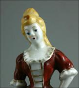 PORCELANOWA FIGURKA (k) - zdjęcie 2 PORCELANOWA FIGURKA (k) - zdjęcie 2